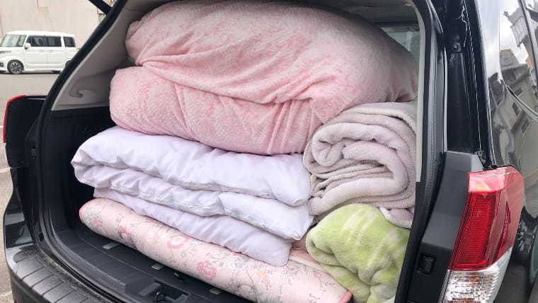 車中泊 布団から寝袋に変えたらフォレスターc型の車内で寝るのは楽になるのか Sonamamo ソナマモ